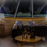 Northern Lights Village Θέρετρο