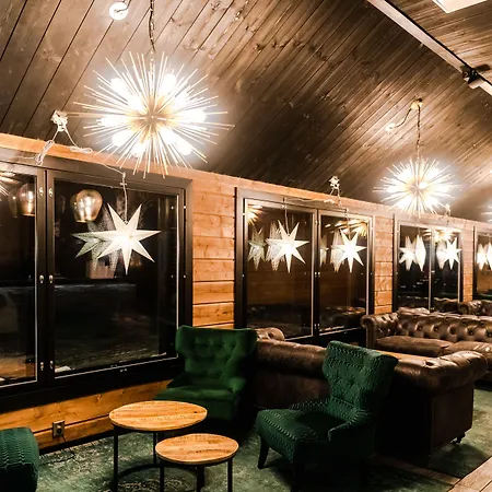 Northern Lights Village 4*