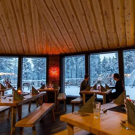 Northern Lights Village 4*