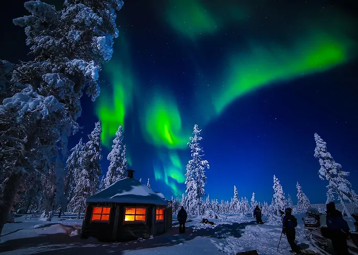 منتجع Northern Lights Village ساريسيلكا