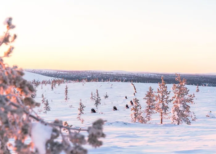 Northern Lights Village 4*