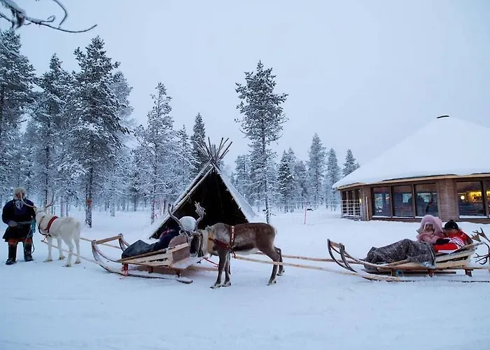 Northern Lights Village منتجع ساريسيلكا